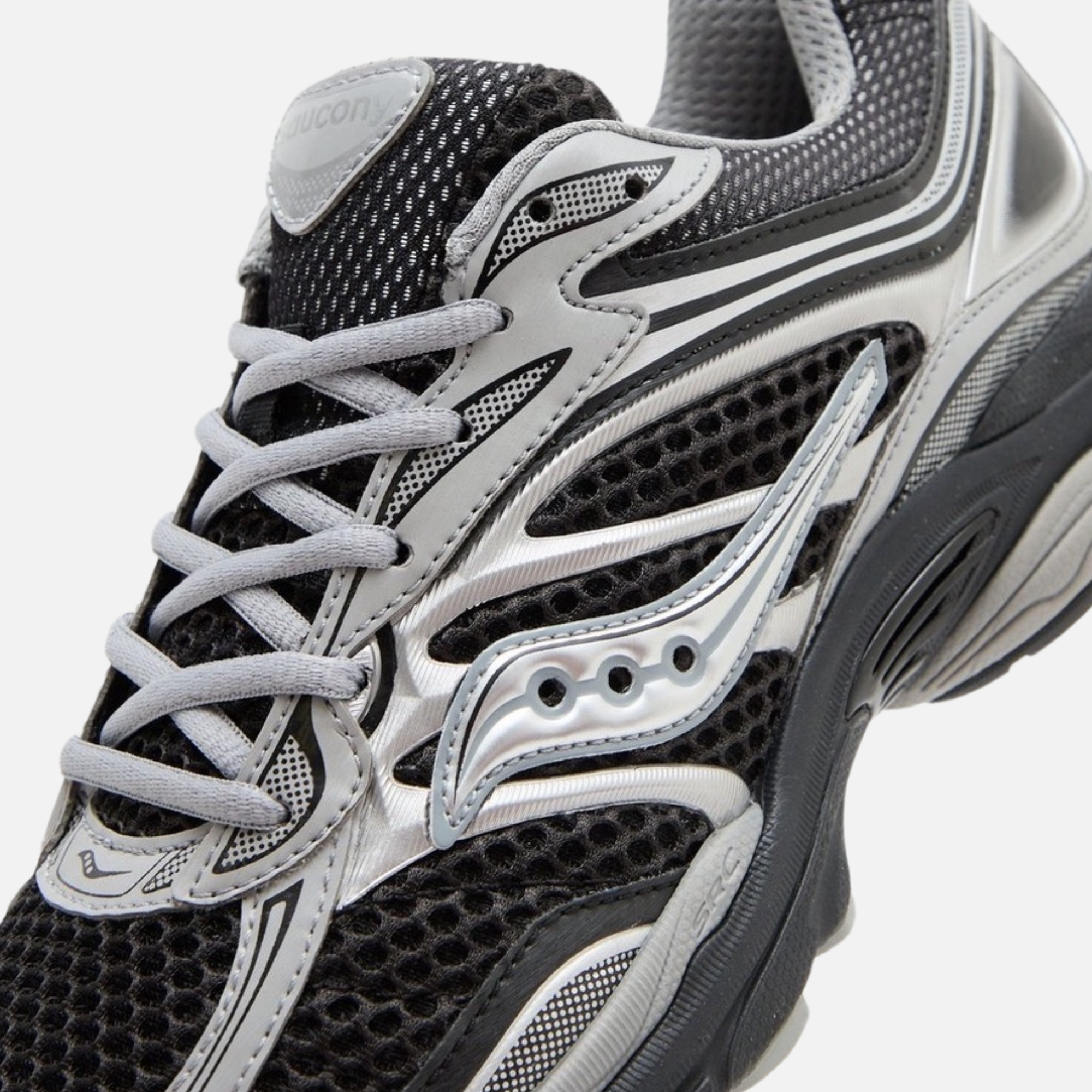Saucony ProGrid Omni 9 - Black / Silver