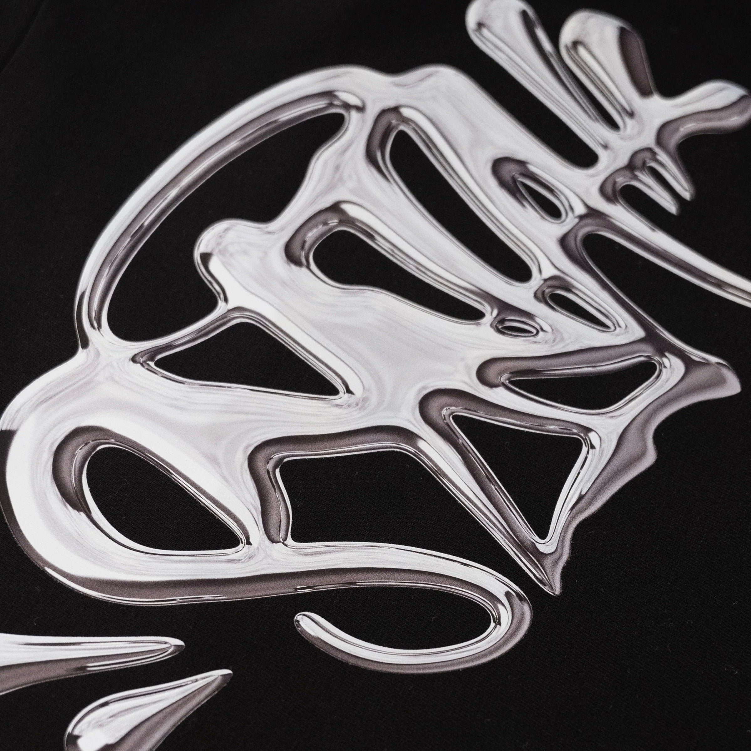 Syna World Logo Chrome T-Shirt - Black / Silver