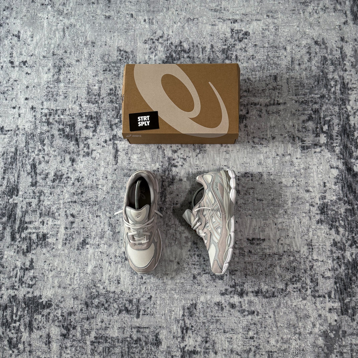 Asics Gel NYC - Cream / Cloud Grey