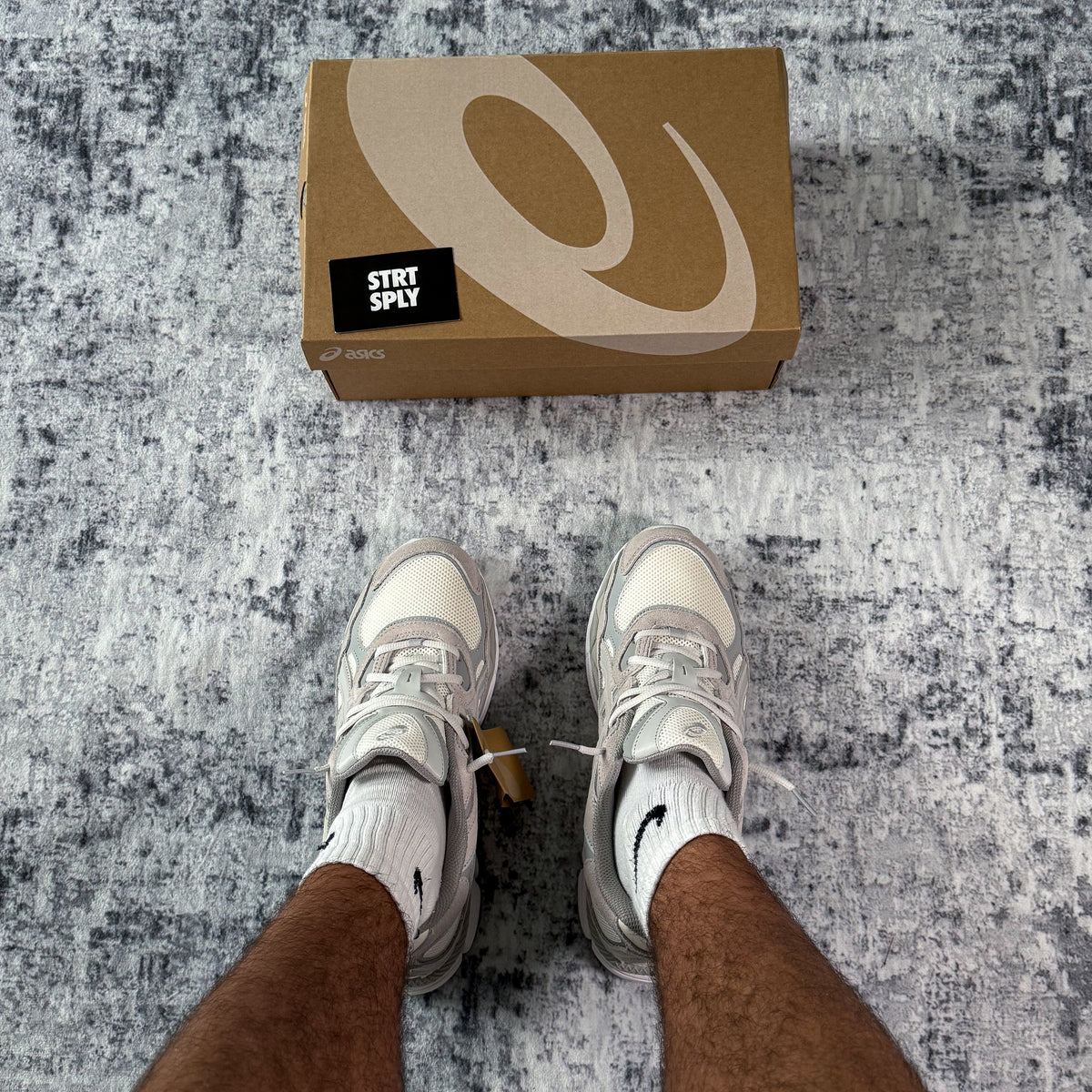 Asics Gel NYC - Cream / Cloud Grey