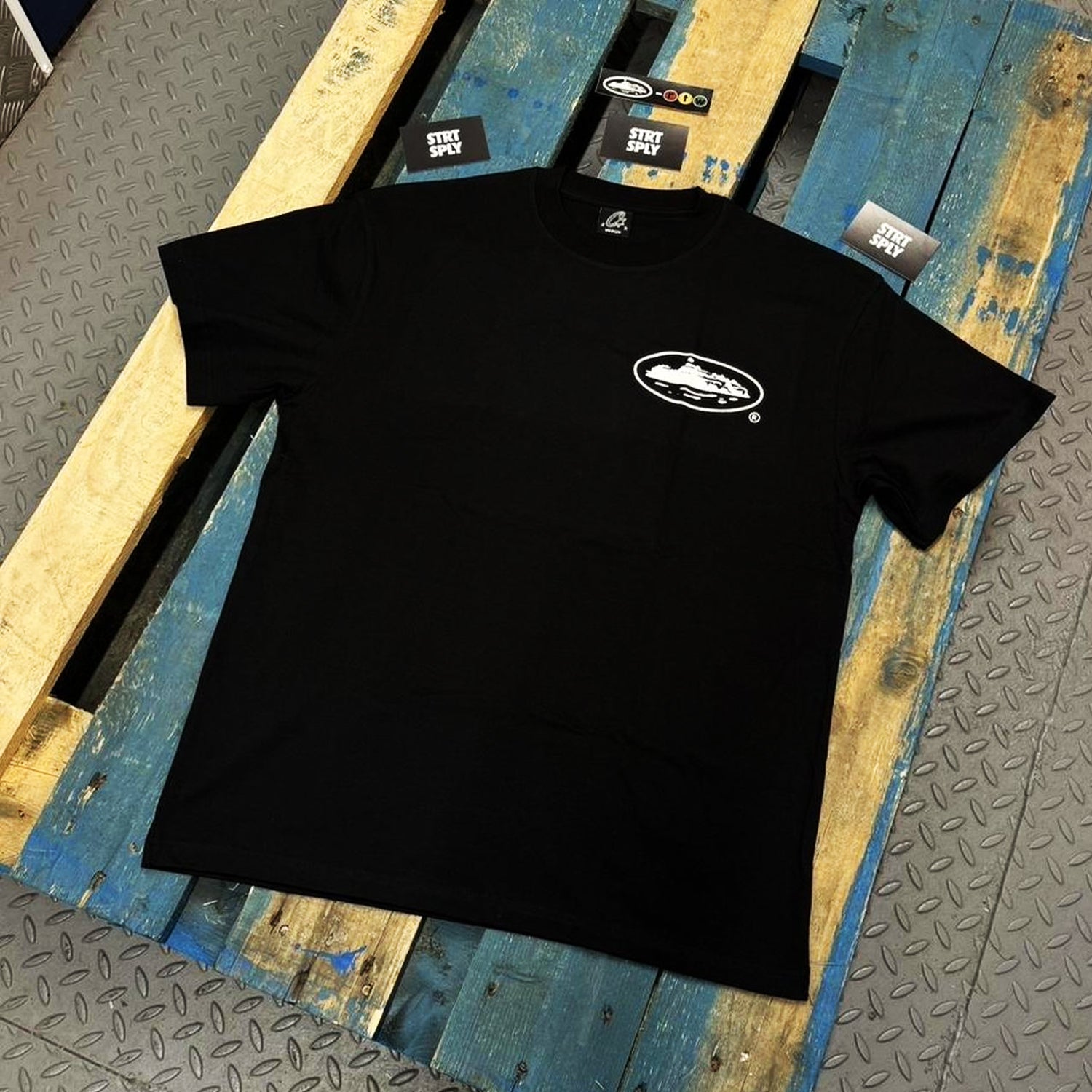 Corteiz RTW OG Island T-Shirt - Black / White