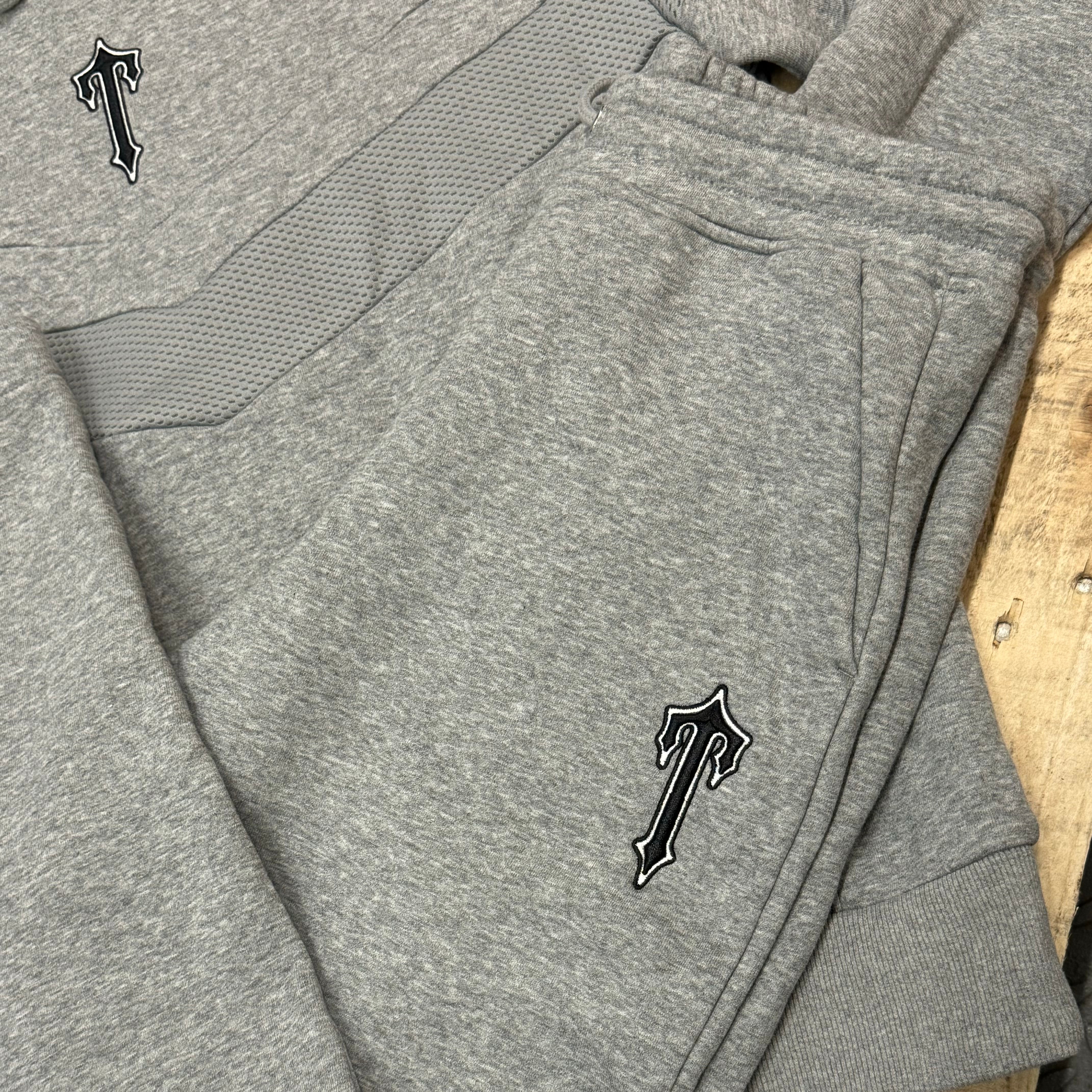 Trapstar V Stripe Hooded Tracksuit - Grey