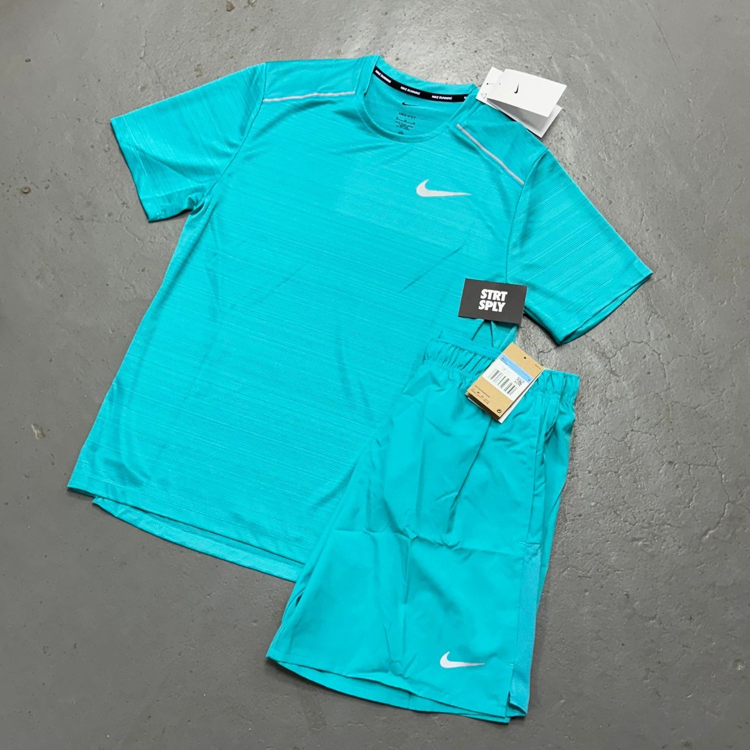 Nike Miler T-Shirt & Challenger Short Set - Aqua Blue