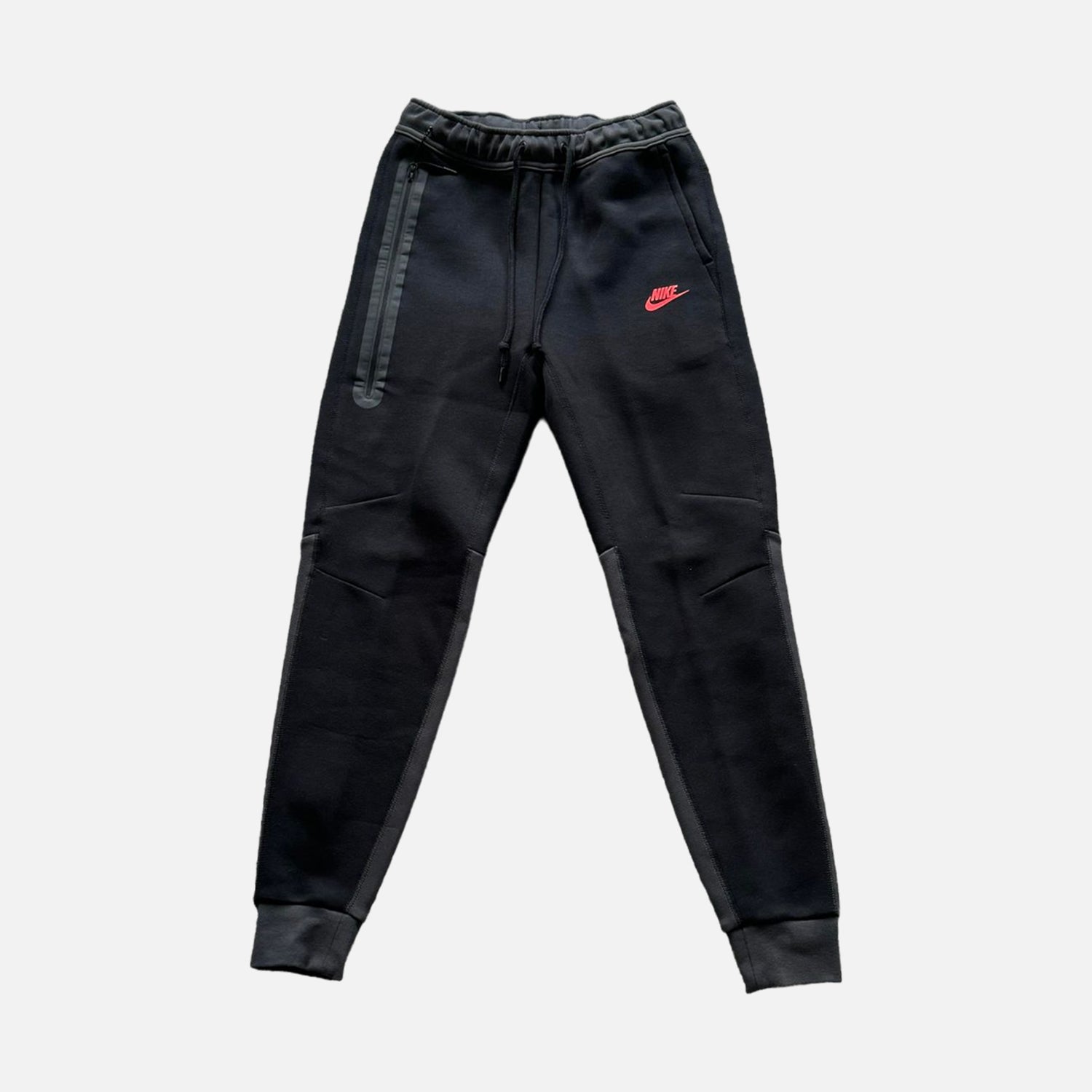 Nike Tech Fleece Bottoms - Black / Smoke Grey / Crimson Red (New SZN)