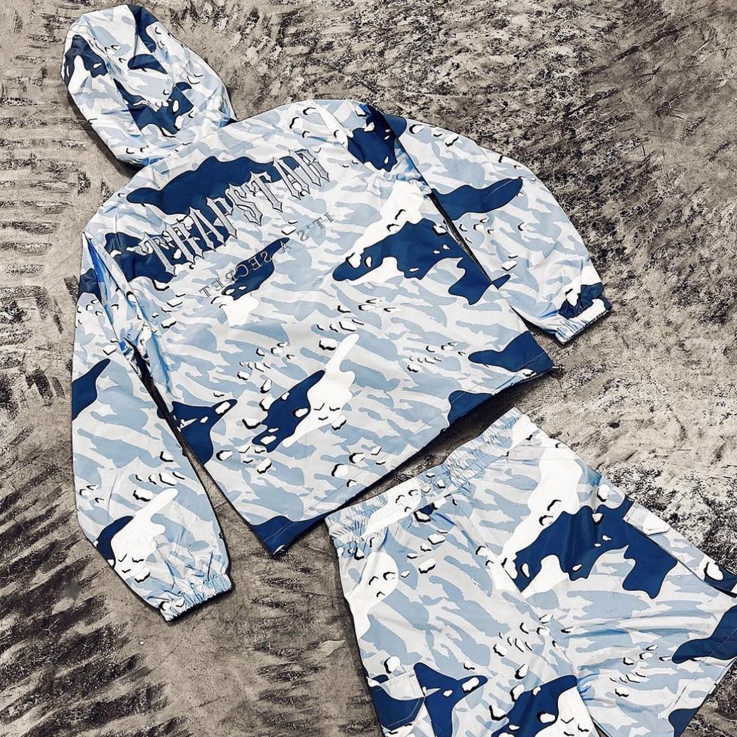 Trapstar Decoded Windbreaker - Blue Camo