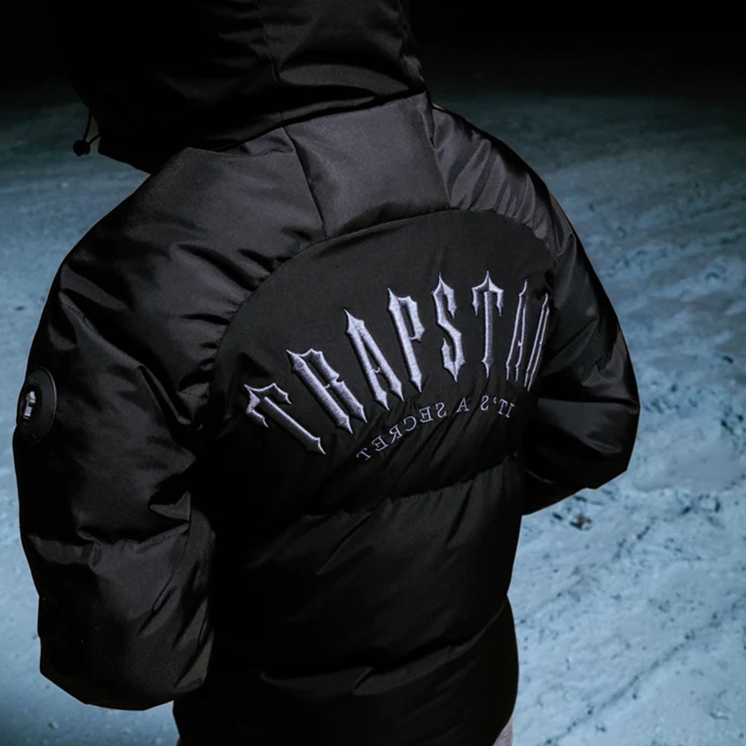 Trapstar Irongate Arch Puffer Jacket - Black