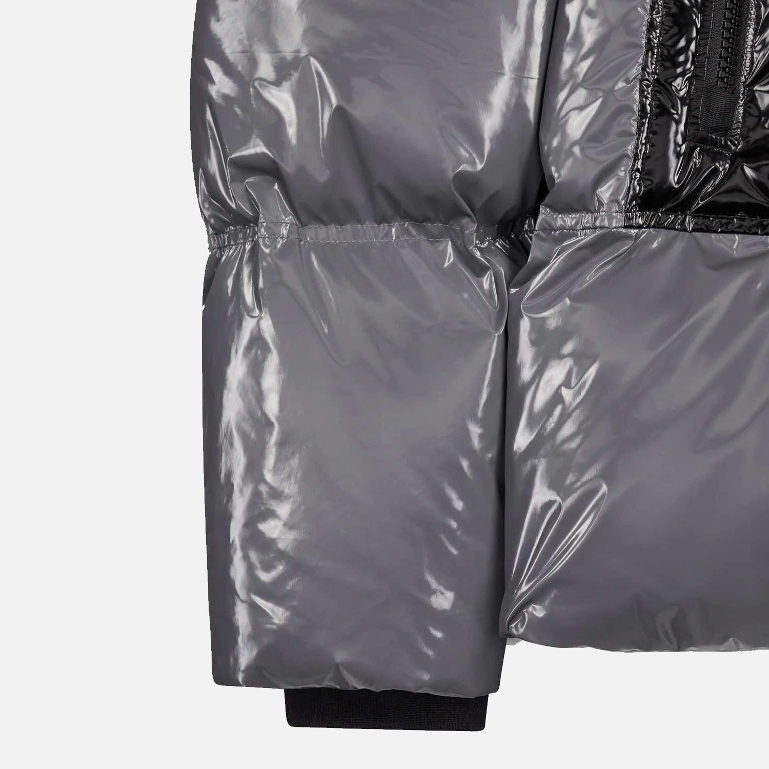 Trapstar Irongate T 2-Tone Puffer Jacket - Black / Grey
