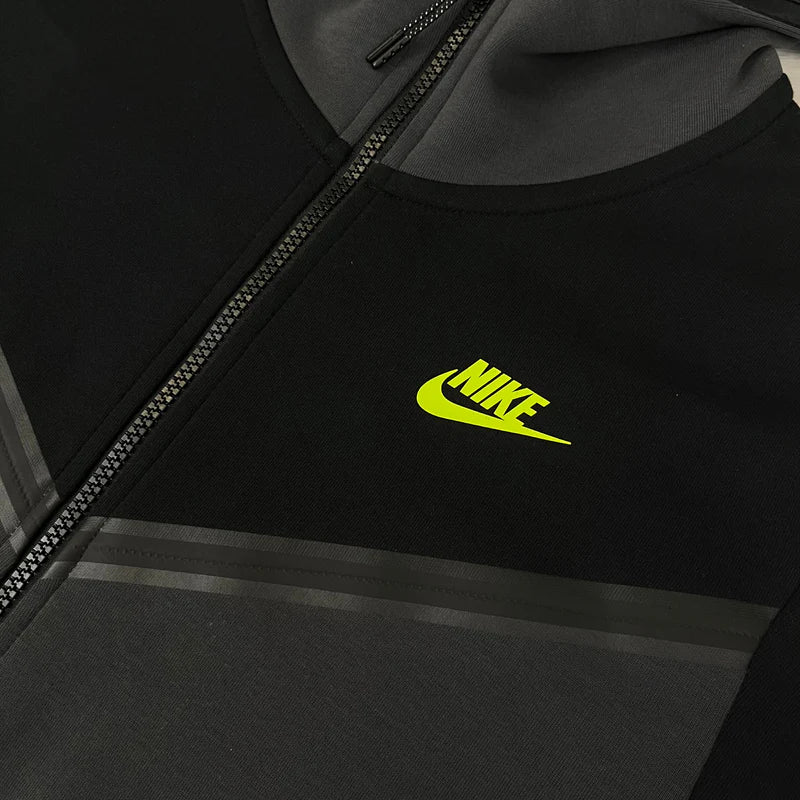 Nike Tech Fleece Hoodie - Black / Anthracite / Volt