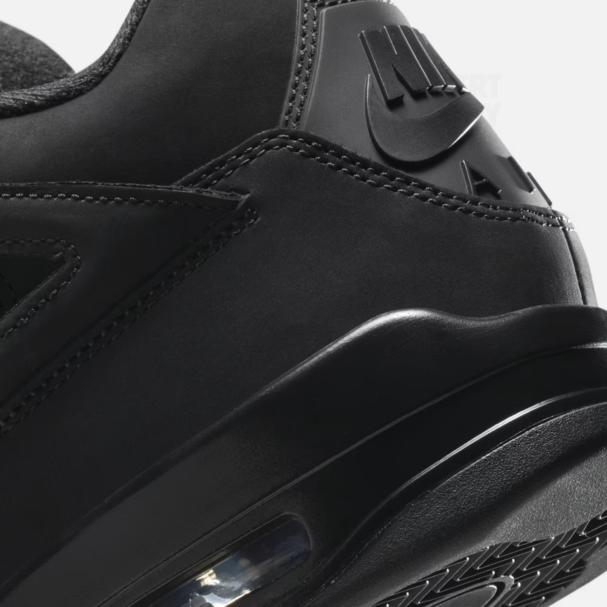 Air Jordan 4 - Black Cat (2025)