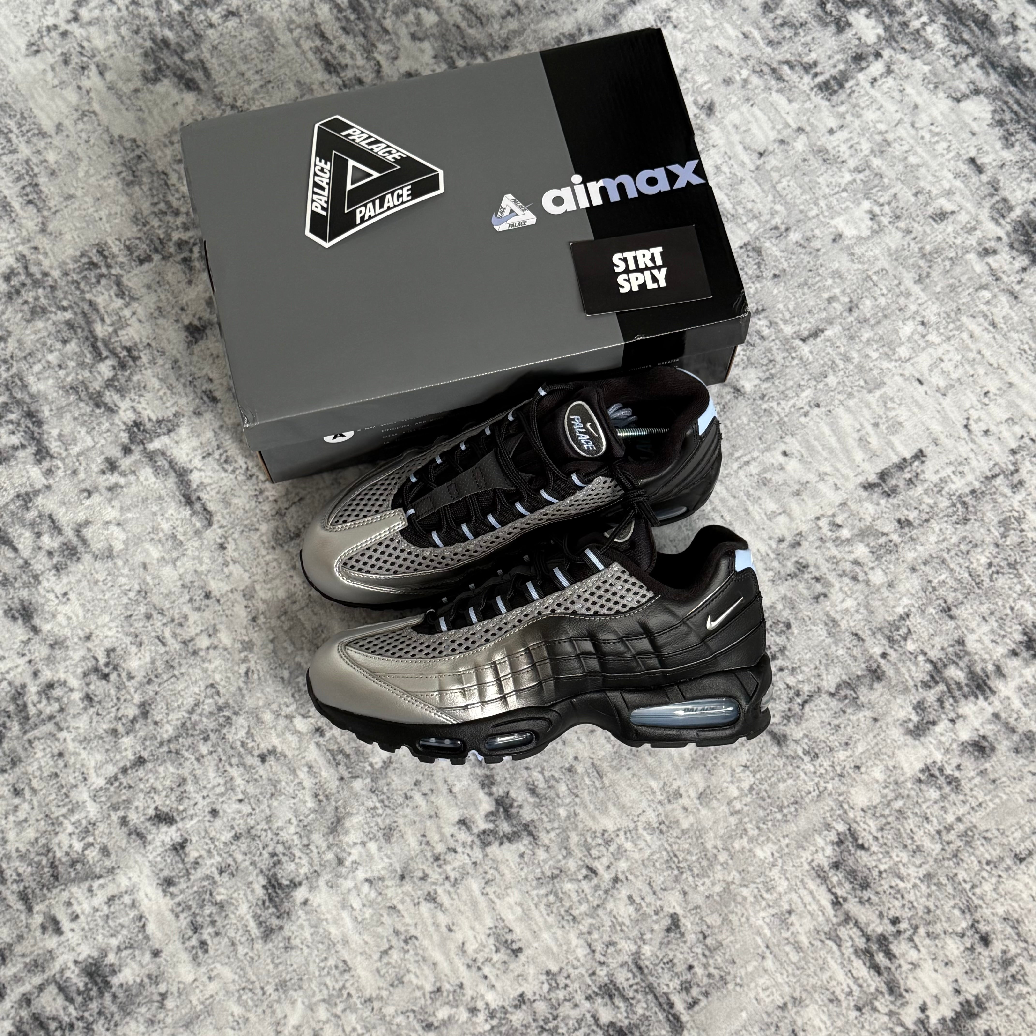 Nike x Palace Air Max 95 Big Bubble - Metallic Silver / Aluminium