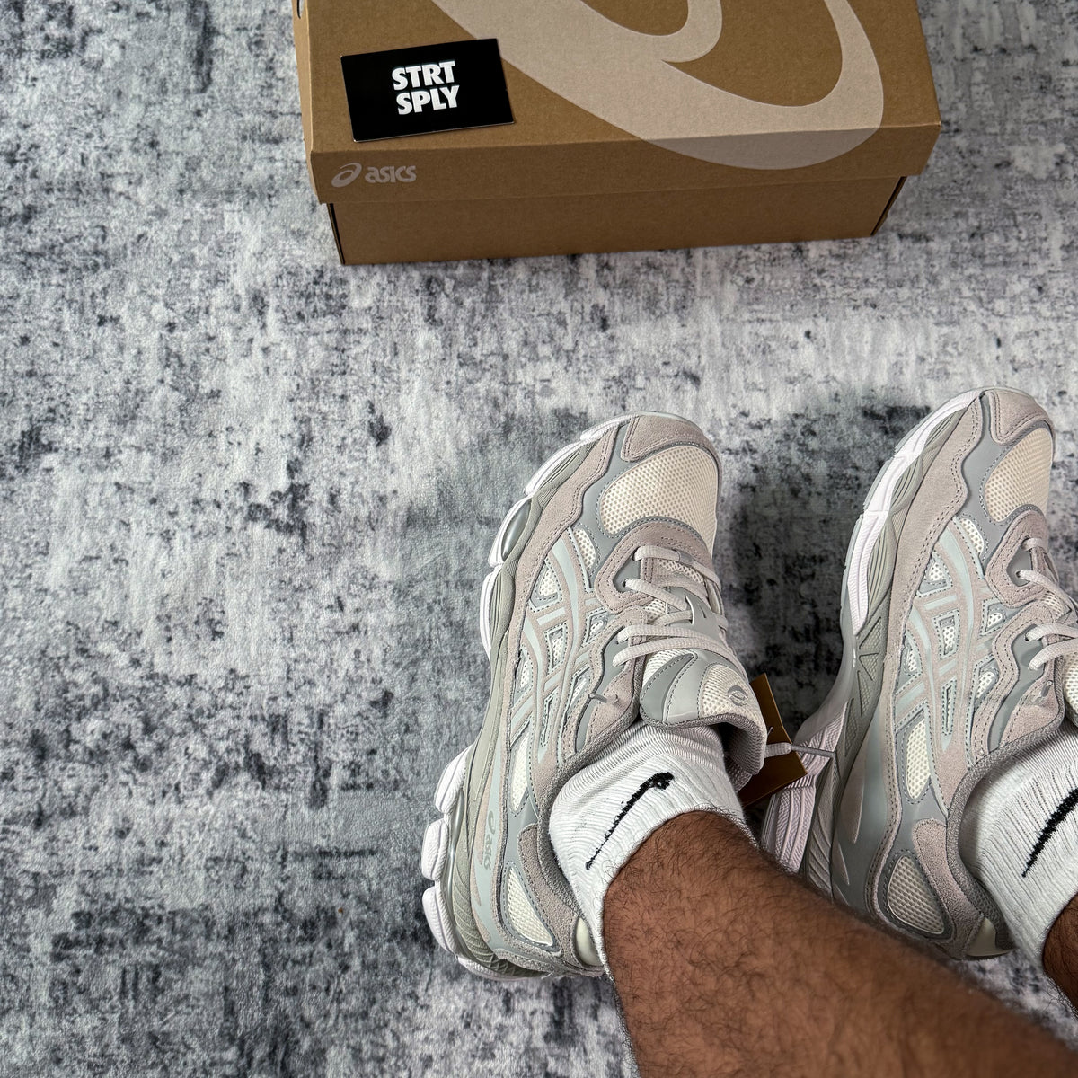 Asics Gel NYC - Cream / Cloud Grey