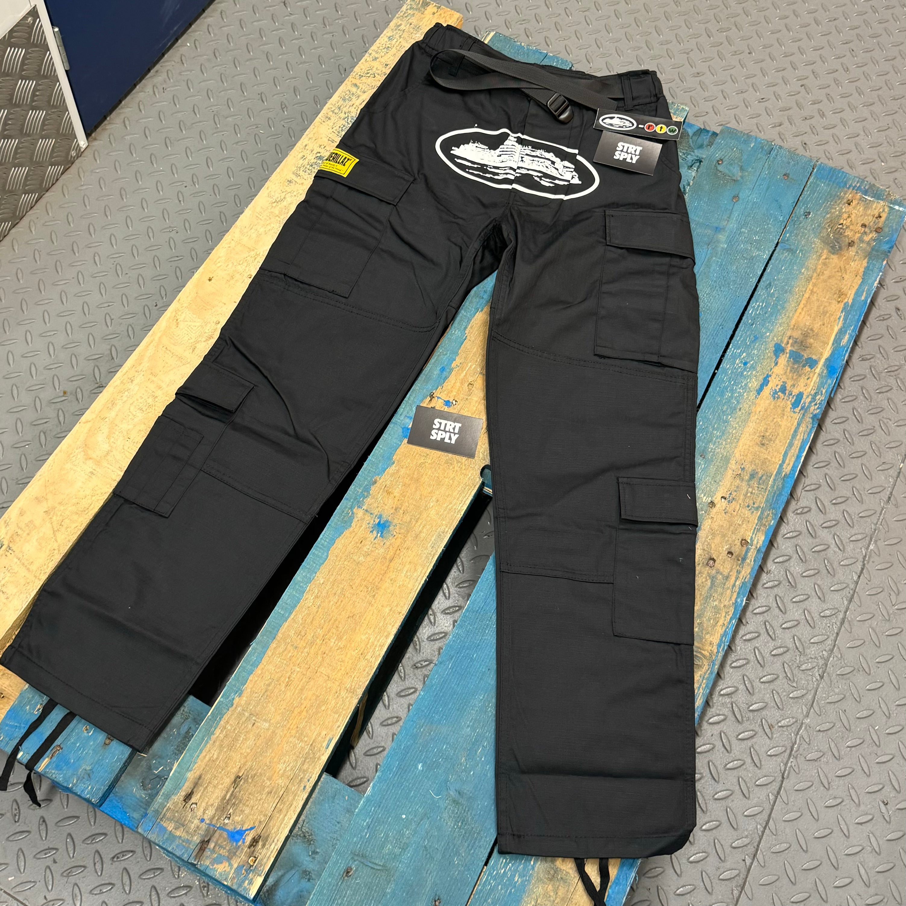 Corteiz Cargo Pants Back / Whiteウエスト92cm総丈113cm