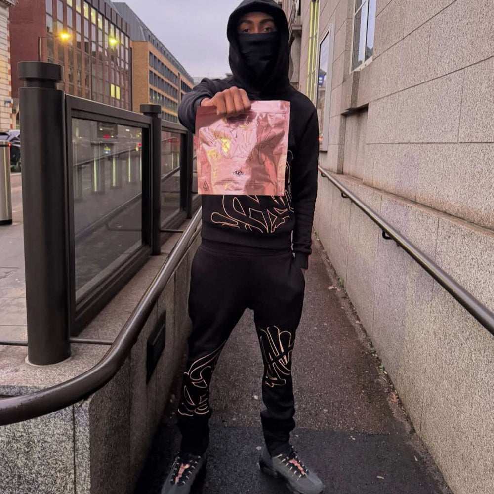 Syna World Logo Slice Tracksuit - Black / Rose Gold