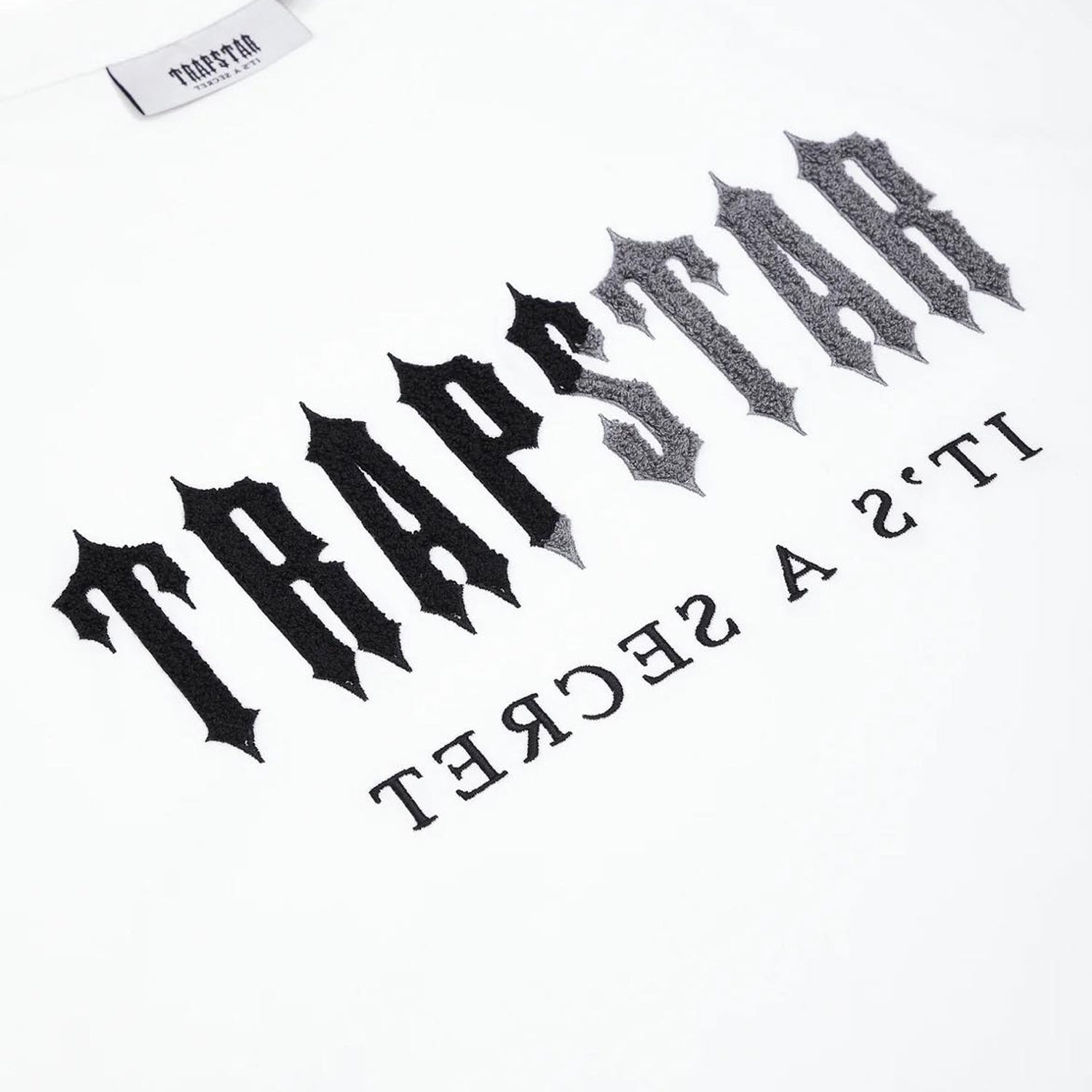 Trapstar Chenille Decoded Short Set - White / Grey